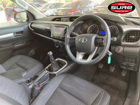 ขายรถ TOYOTA 
													HILUX REVO PRERUNNER 
													Smart Cab 
													2.4 E Plus													ปี 2018